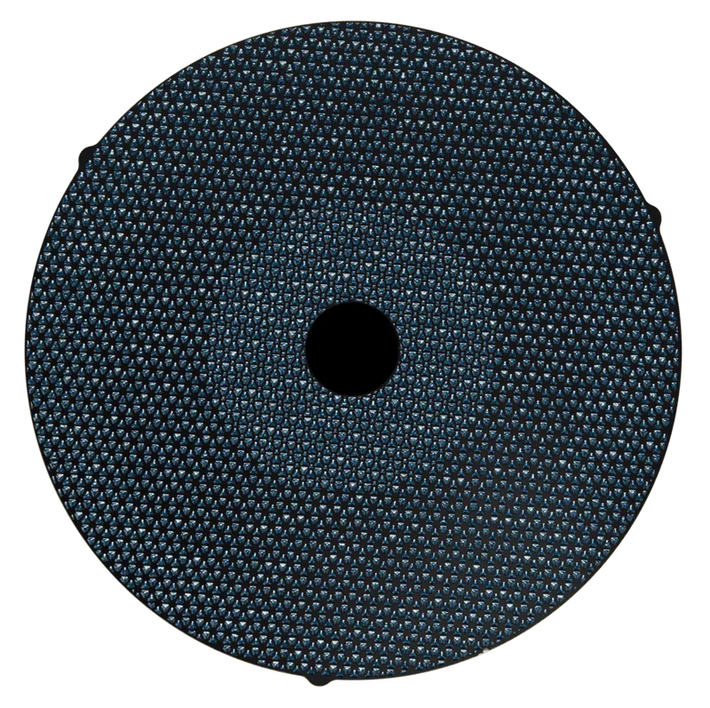 Akasel Aka-Piatto 600 slipskiva, mörkblå med slitoptimerad design. Ökad densitet i mitten och vid kanterna säkerställer jämnt slitage och längre livslängd. Med en diameter på 250 mm är den speciellt utvecklad för metallografiska finslipningar, idealisk för prover med en hårdhet på 150 HV – 2000 HV.